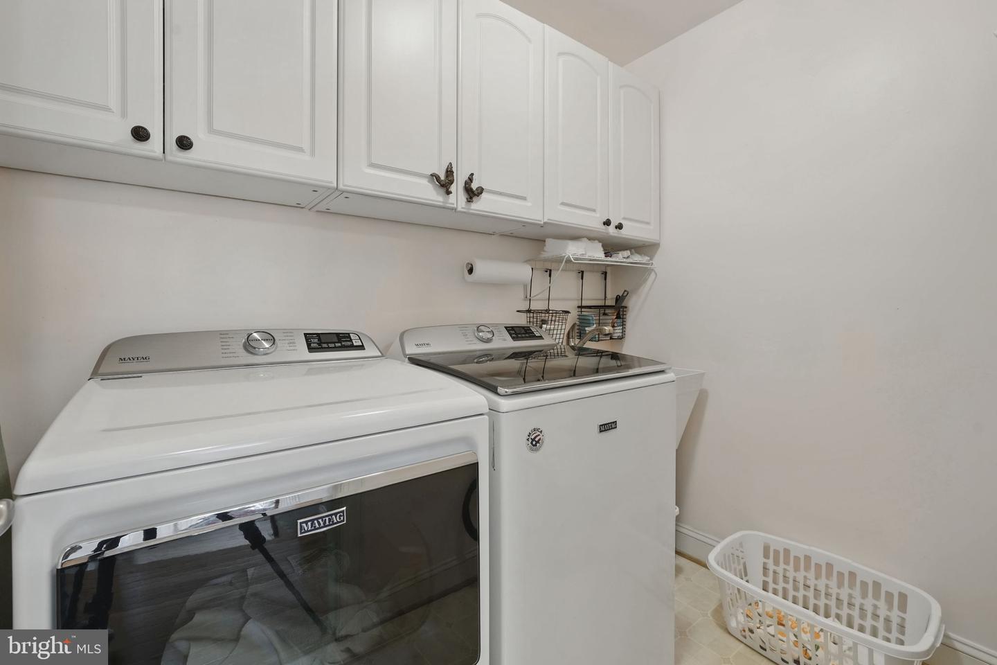 6321 WILMINGTON DR, BURKE, Virginia 22015, 5 Bedrooms Bedrooms, ,5 BathroomsBathrooms,Residential,For sale,6321 WILMINGTON DR,VAFX2245914 MLS # VAFX2245914