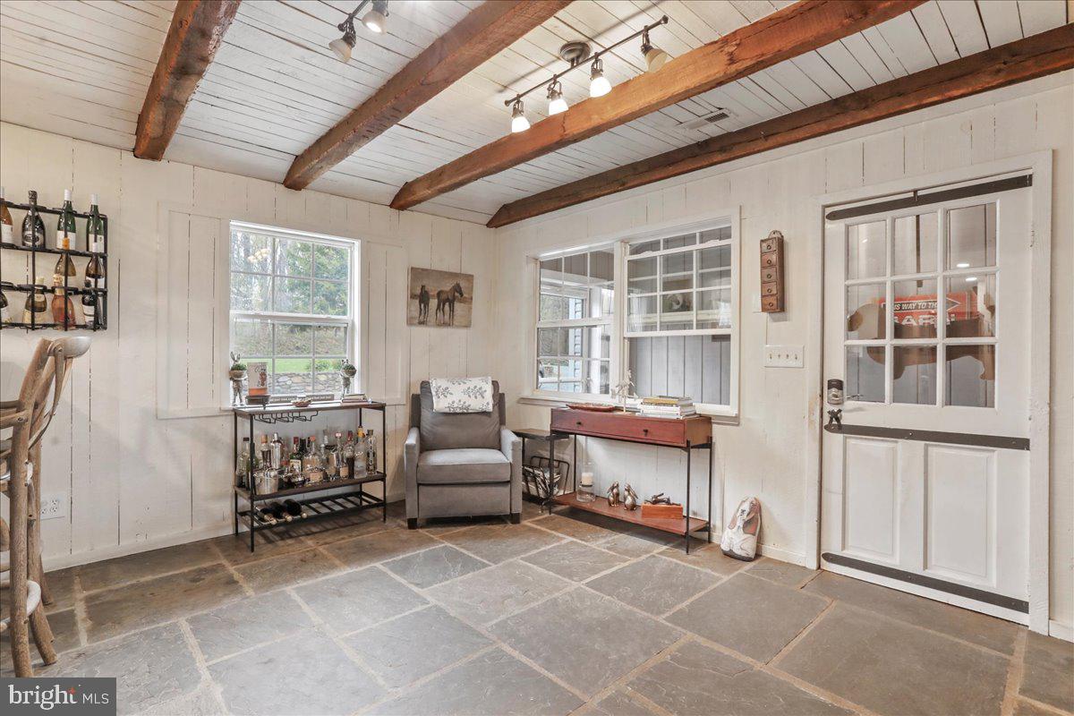 6025 COON TREE RD, THE PLAINS, Virginia 20198, 3 Bedrooms Bedrooms, 7 Rooms Rooms,2 BathroomsBathrooms,Residential,For sale,6025 COON TREE RD,VAFQ2016950 MLS # VAFQ2016950