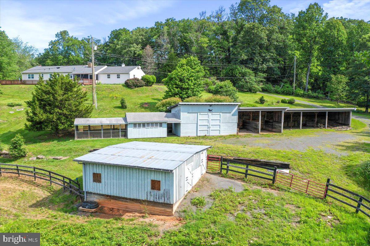 6025 COON TREE RD, THE PLAINS, Virginia 20198, 3 Bedrooms Bedrooms, 7 Rooms Rooms,2 BathroomsBathrooms,Residential,For sale,6025 COON TREE RD,VAFQ2016950 MLS # VAFQ2016950
