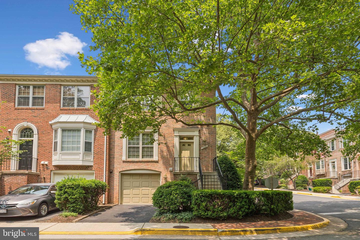 7320 WESTMORE DR, SPRINGFIELD, Virginia 22150, 3 Bedrooms Bedrooms, ,2 BathroomsBathrooms,Residential,For sale,7320 WESTMORE DR,VAFX2245974 MLS # VAFX2245974