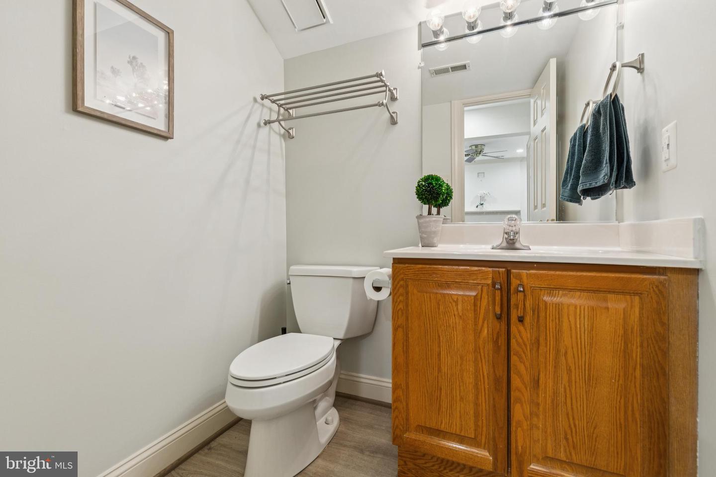 7320 WESTMORE DR, SPRINGFIELD, Virginia 22150, 3 Bedrooms Bedrooms, ,2 BathroomsBathrooms,Residential,For sale,7320 WESTMORE DR,VAFX2245974 MLS # VAFX2245974
