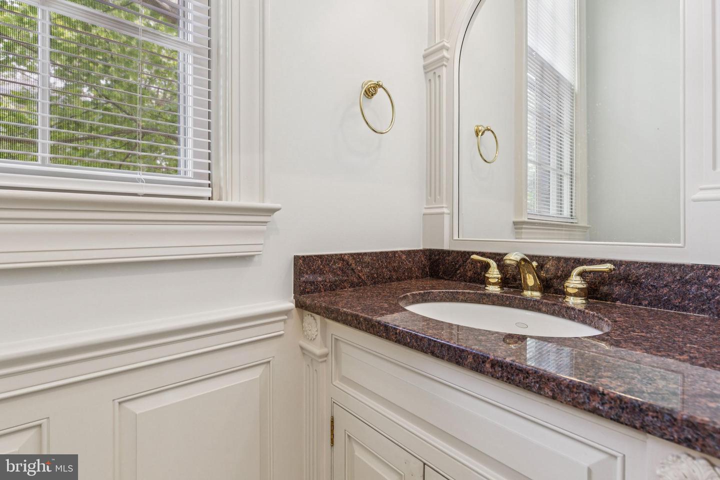 7320 WESTMORE DR, SPRINGFIELD, Virginia 22150, 3 Bedrooms Bedrooms, ,2 BathroomsBathrooms,Residential,For sale,7320 WESTMORE DR,VAFX2245974 MLS # VAFX2245974