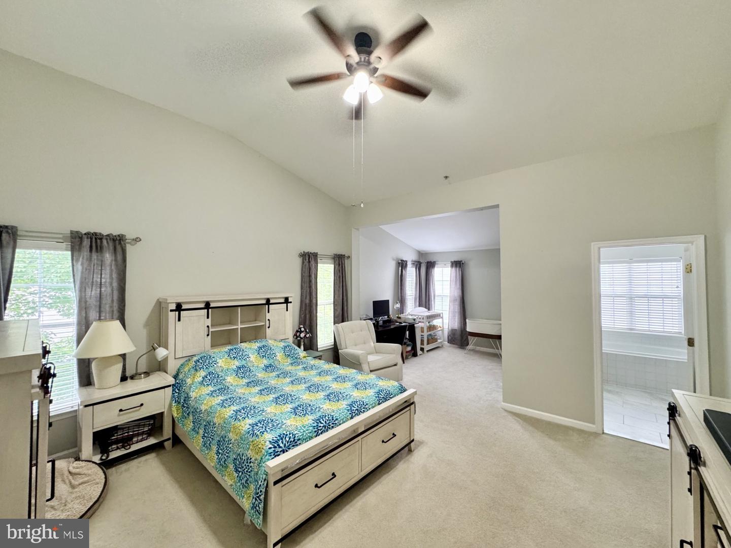 43048 ZANDER TER, ASHBURN, Virginia 20147, 3 Bedrooms Bedrooms, ,2 BathroomsBathrooms,Residential,For sale,43048 ZANDER TER,VALO2098978 MLS # VALO2098978