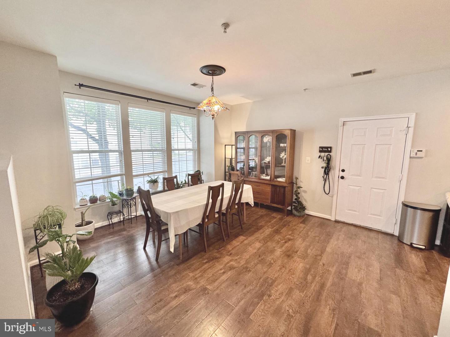 43048 ZANDER TER, ASHBURN, Virginia 20147, 3 Bedrooms Bedrooms, ,2 BathroomsBathrooms,Residential,For sale,43048 ZANDER TER,VALO2098978 MLS # VALO2098978