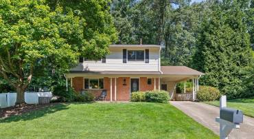 5322 STONINGTON DR, FAIRFAX, Virginia 22032, 4 Bedrooms Bedrooms, ,2 BathroomsBathrooms,Residential,For sale,5322 STONINGTON DR,VAFX2246090 MLS # VAFX2246090