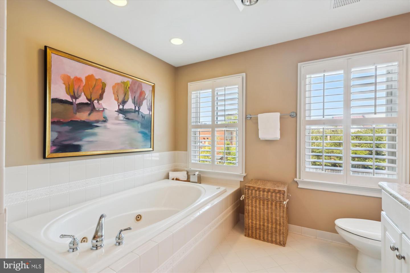 318 N FAIRFAX ST, ALEXANDRIA, Virginia 22314, 3 Bedrooms Bedrooms, ,3 BathroomsBathrooms,Residential,For sale,318 N FAIRFAX ST,VAAX2046236 MLS # VAAX2046236