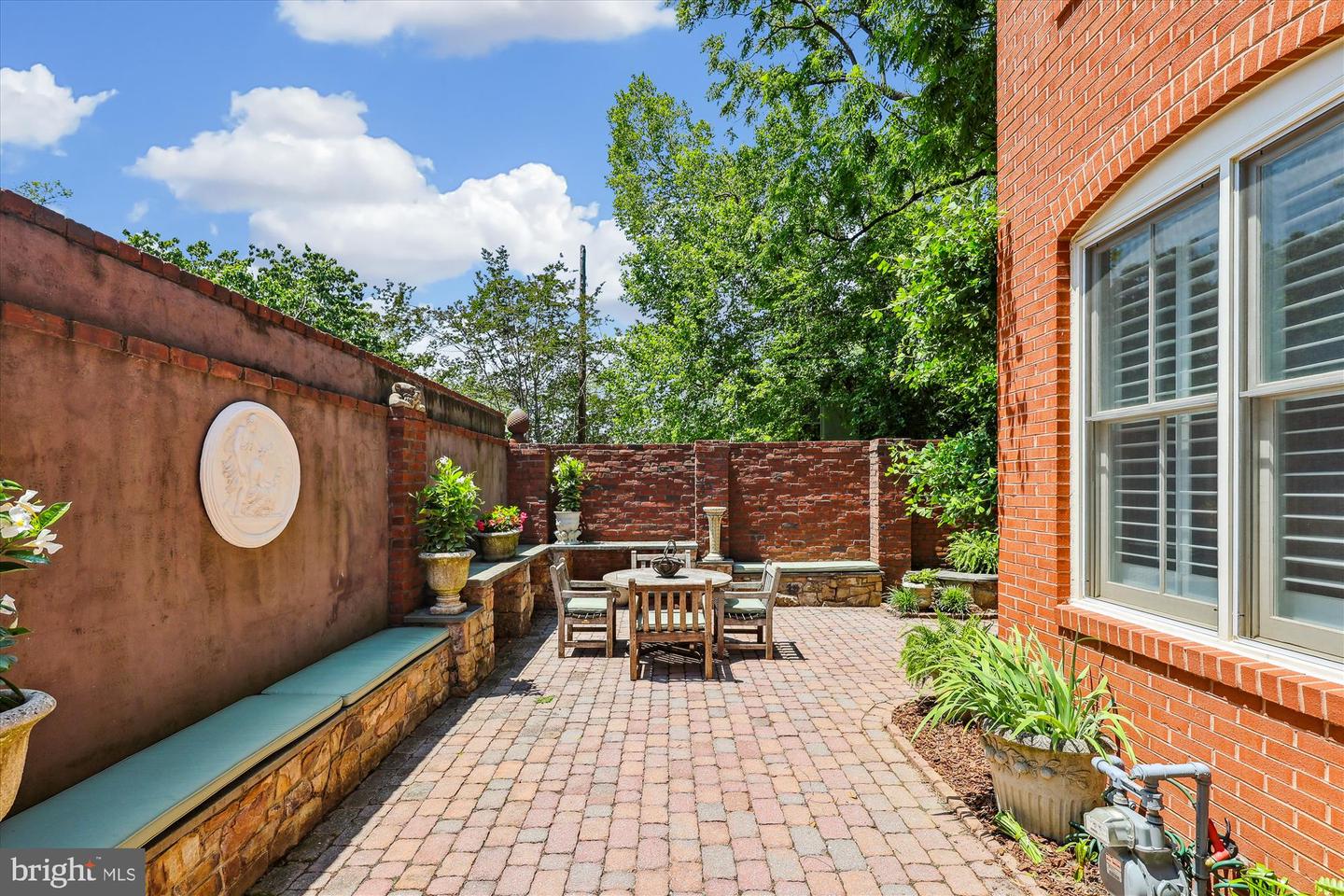 318 N FAIRFAX ST, ALEXANDRIA, Virginia 22314, 3 Bedrooms Bedrooms, ,3 BathroomsBathrooms,Residential,For sale,318 N FAIRFAX ST,VAAX2046236 MLS # VAAX2046236