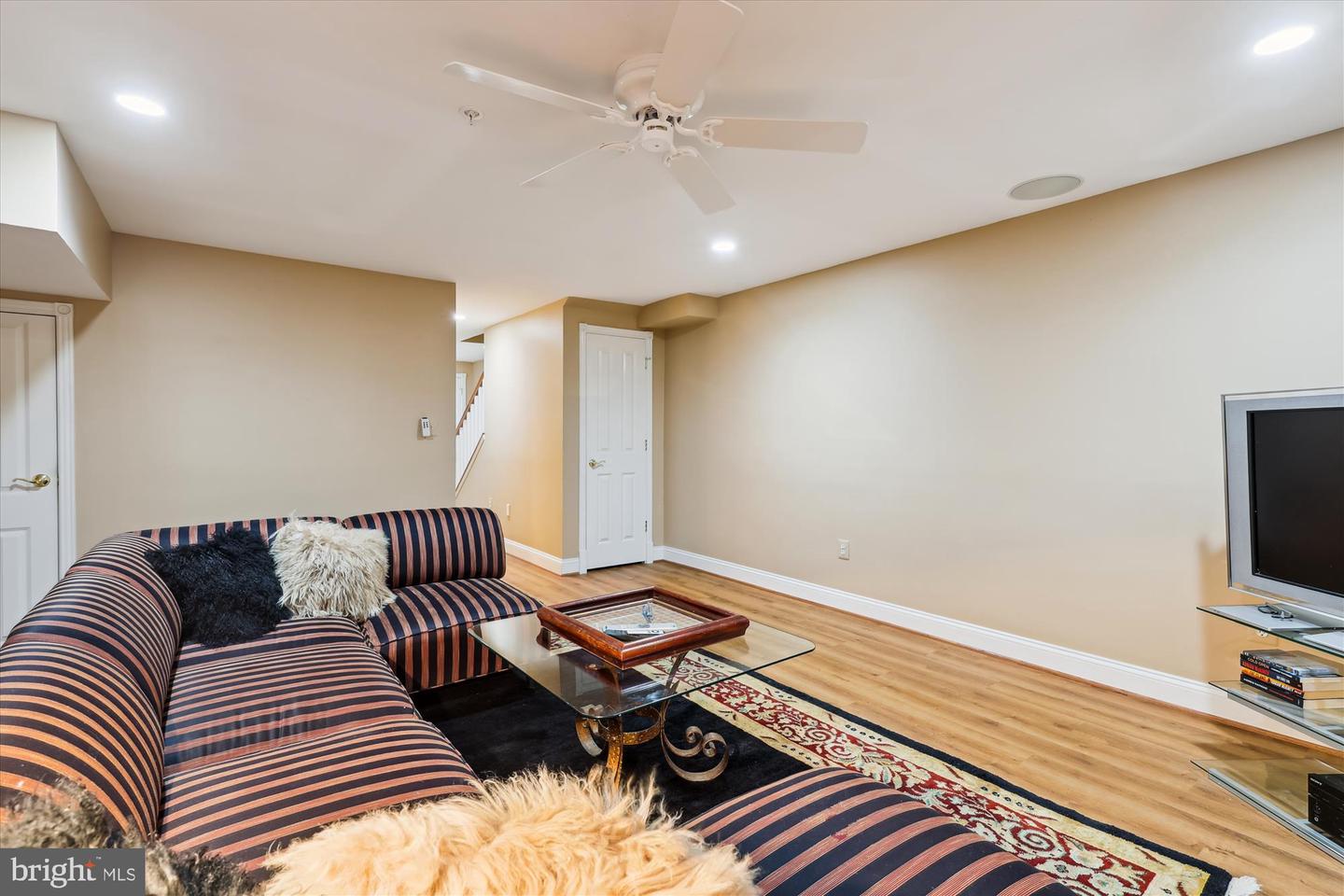 318 N FAIRFAX ST, ALEXANDRIA, Virginia 22314, 3 Bedrooms Bedrooms, ,3 BathroomsBathrooms,Residential,For sale,318 N FAIRFAX ST,VAAX2046236 MLS # VAAX2046236