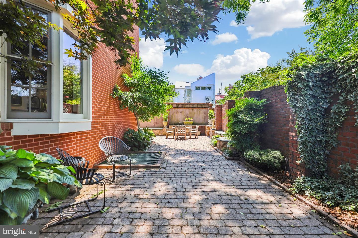 318 N FAIRFAX ST, ALEXANDRIA, Virginia 22314, 3 Bedrooms Bedrooms, ,3 BathroomsBathrooms,Residential,For sale,318 N FAIRFAX ST,VAAX2046236 MLS # VAAX2046236