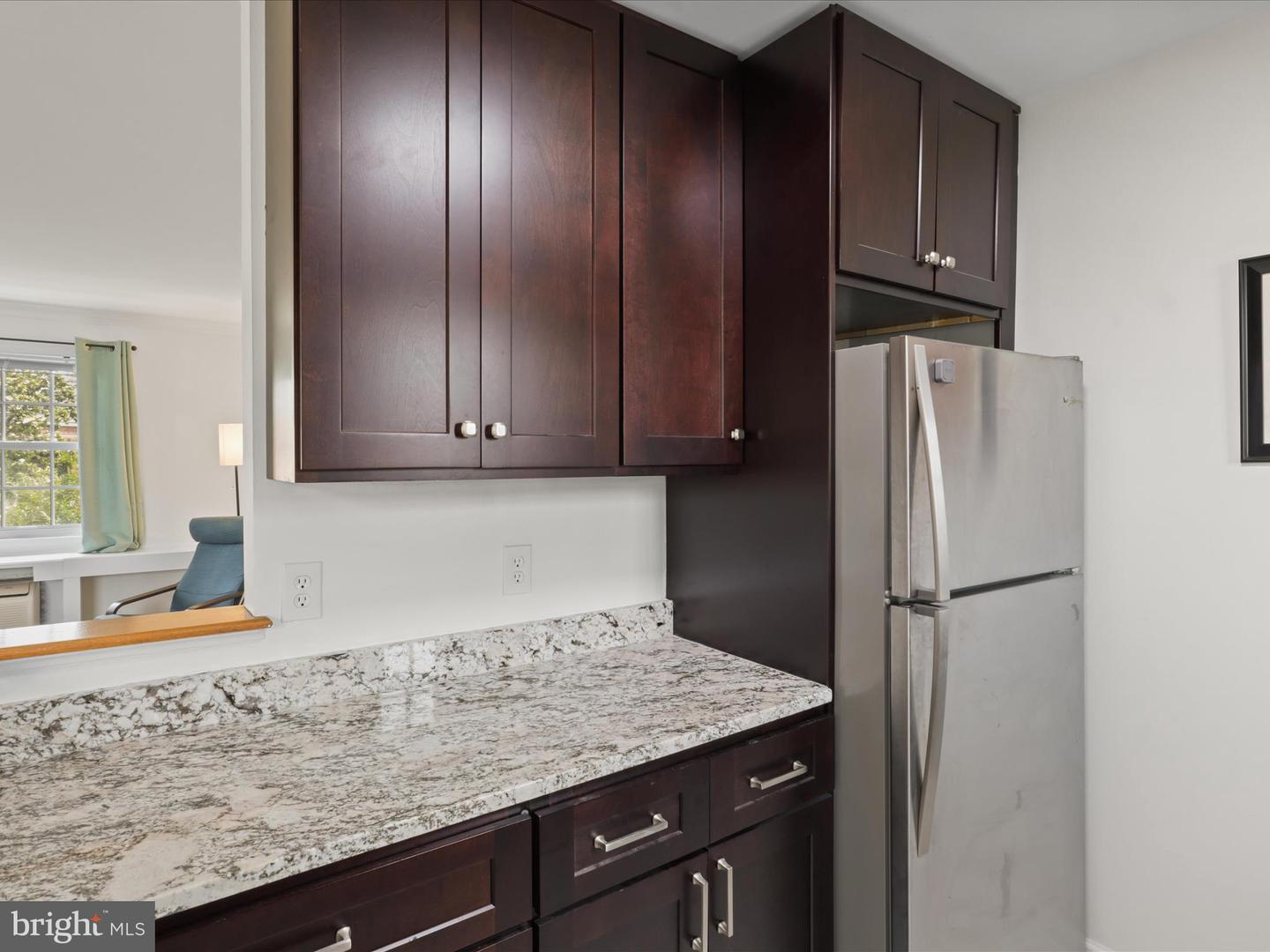 1704 W ABINGDON DR #302, ALEXANDRIA, Virginia 22314, 1 Bedroom Bedrooms, ,1 BathroomBathrooms,Residential,For sale,1704 W ABINGDON DR #302,VAAX2046238 MLS # VAAX2046238