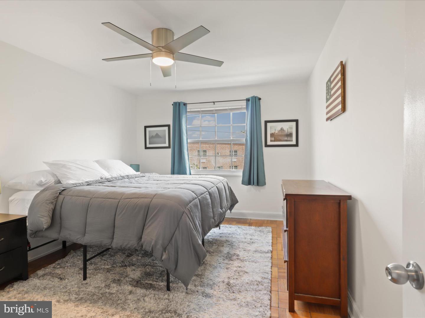 1704 W ABINGDON DR #302, ALEXANDRIA, Virginia 22314, 1 Bedroom Bedrooms, ,1 BathroomBathrooms,Residential,For sale,1704 W ABINGDON DR #302,VAAX2046238 MLS # VAAX2046238