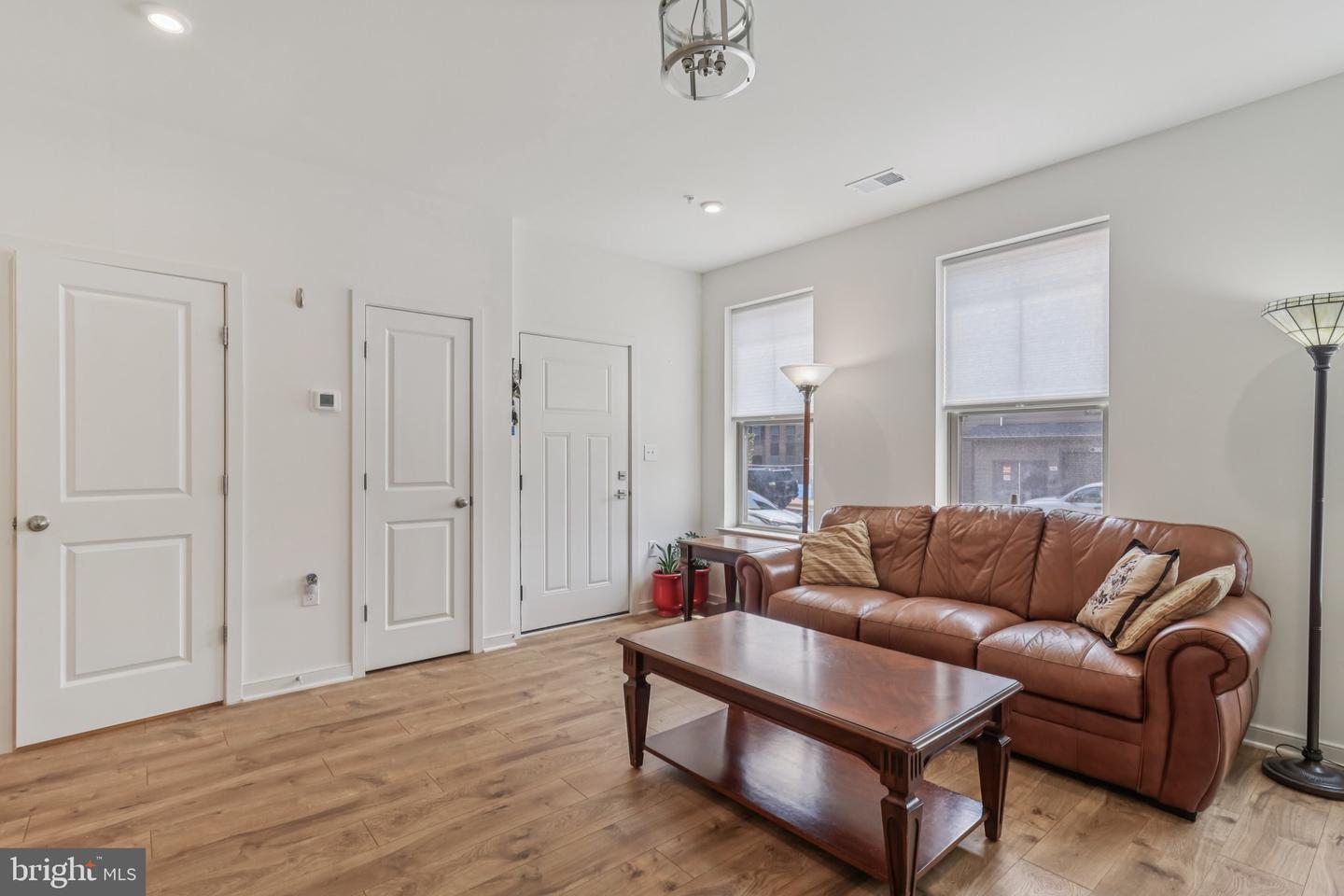 45922 SWALLOW TER, STERLING, Virginia 20165, 3 Bedrooms Bedrooms, ,2 BathroomsBathrooms,Residential,For sale,45922 SWALLOW TER,VALO2098992 MLS # VALO2098992