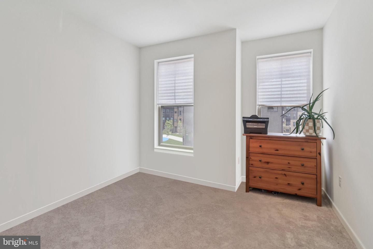 45922 SWALLOW TER, STERLING, Virginia 20165, 3 Bedrooms Bedrooms, ,2 BathroomsBathrooms,Residential,For sale,45922 SWALLOW TER,VALO2098992 MLS # VALO2098992