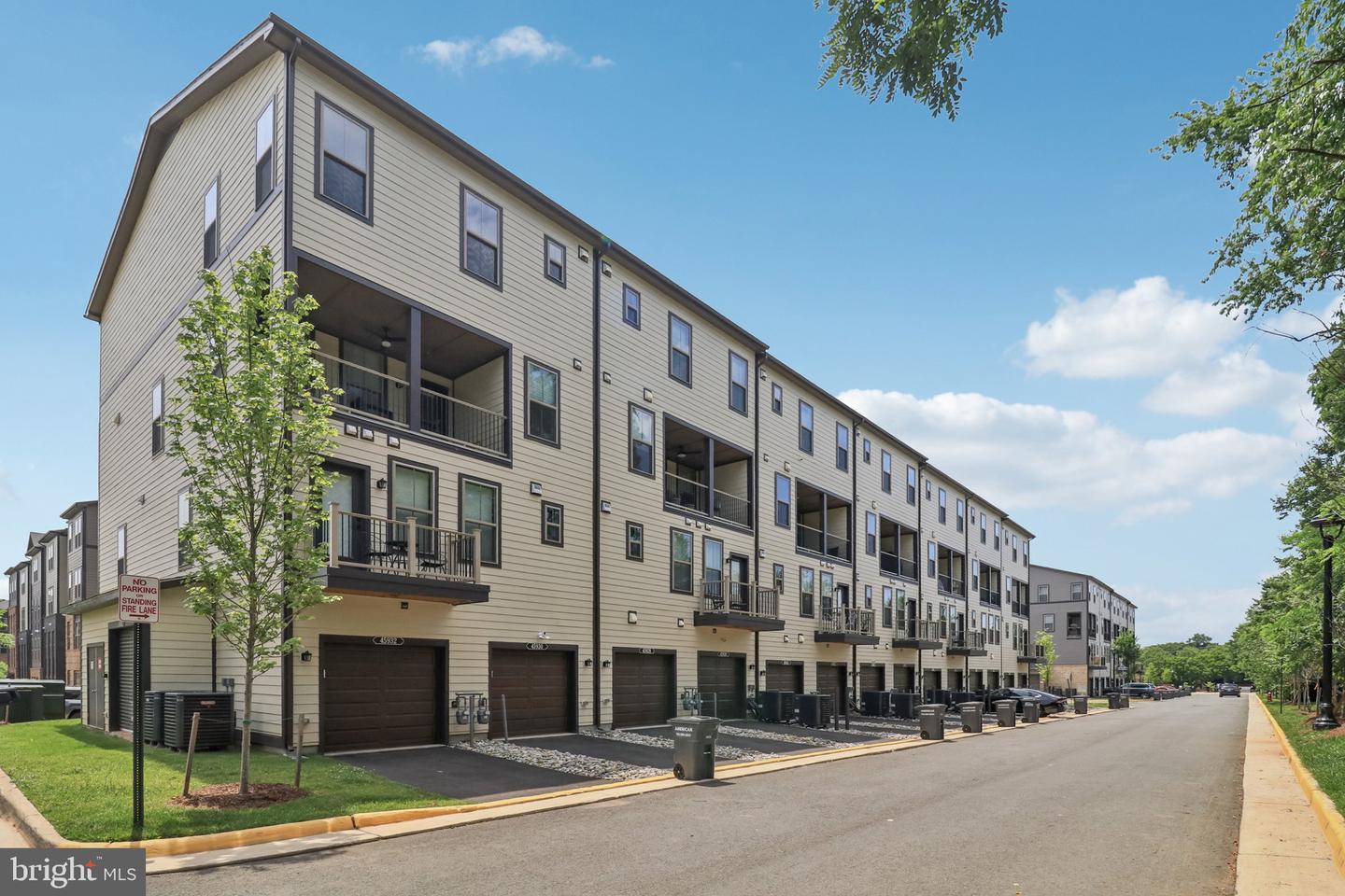 45922 SWALLOW TER, STERLING, Virginia 20165, 3 Bedrooms Bedrooms, ,2 BathroomsBathrooms,Residential,For sale,45922 SWALLOW TER,VALO2098992 MLS # VALO2098992