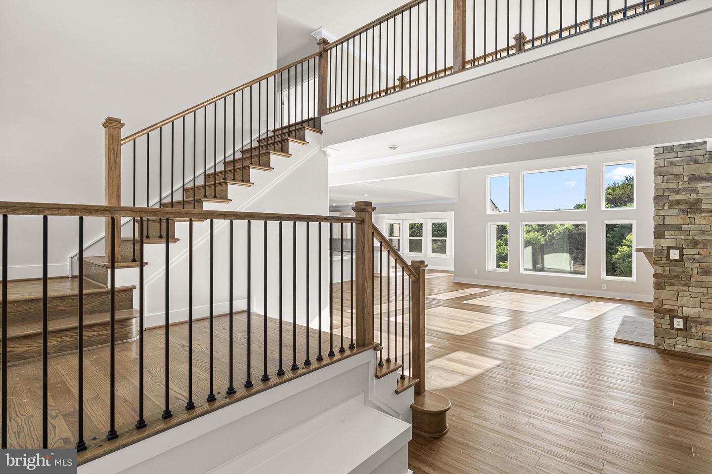 12235 MARY LN, LOVETTSVILLE, Virginia 20180, 4 Bedrooms Bedrooms, ,4 BathroomsBathrooms,Residential,For sale,12235 MARY LN,VALO2099002 MLS # VALO2099002