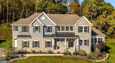 12235 MARY LN, LOVETTSVILLE, Virginia 20180, 4 Bedrooms Bedrooms, ,3 BathroomsBathrooms,Residential,For sale,12235 MARY LN,VALO2099002 MLS # VALO2099002