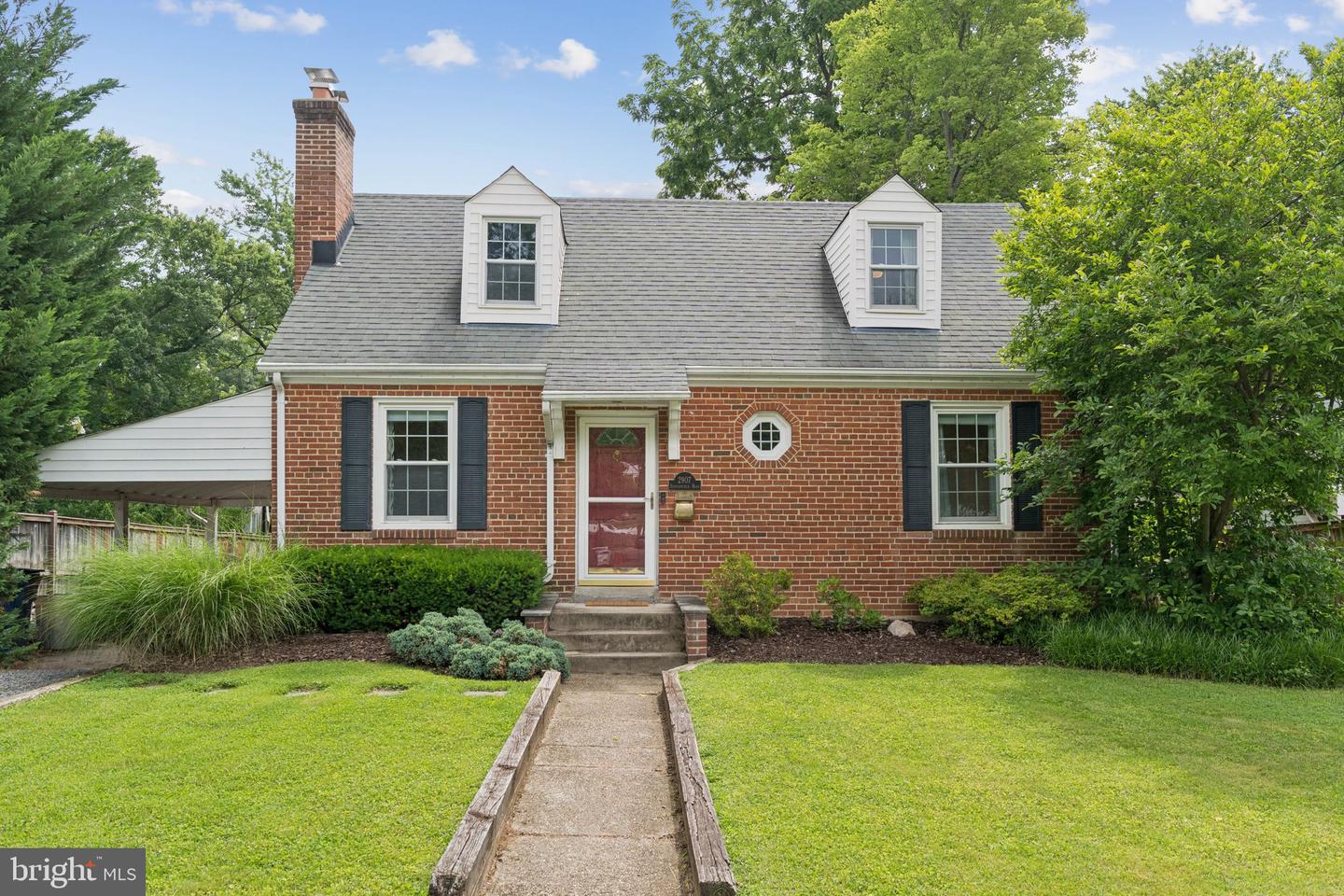 2907 SUMMERFIELD RD, FALLS CHURCH, Virginia 22042, 4 Bedrooms Bedrooms, ,3 BathroomsBathrooms,Residential,For sale,2907 SUMMERFIELD RD,VAFX2246122 MLS # VAFX2246122