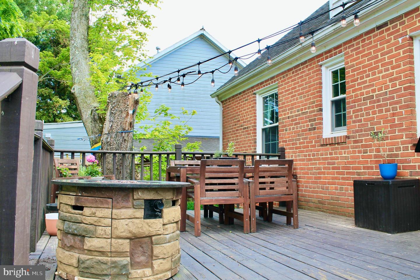 2907 SUMMERFIELD RD, FALLS CHURCH, Virginia 22042, 4 Bedrooms Bedrooms, ,3 BathroomsBathrooms,Residential,For sale,2907 SUMMERFIELD RD,VAFX2246122 MLS # VAFX2246122