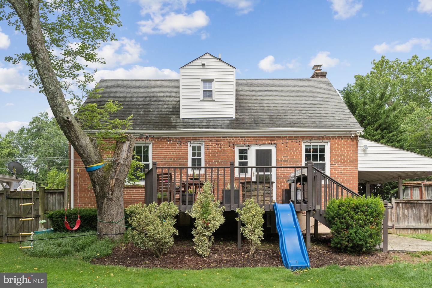 2907 SUMMERFIELD RD, FALLS CHURCH, Virginia 22042, 4 Bedrooms Bedrooms, ,3 BathroomsBathrooms,Residential,For sale,2907 SUMMERFIELD RD,VAFX2246122 MLS # VAFX2246122