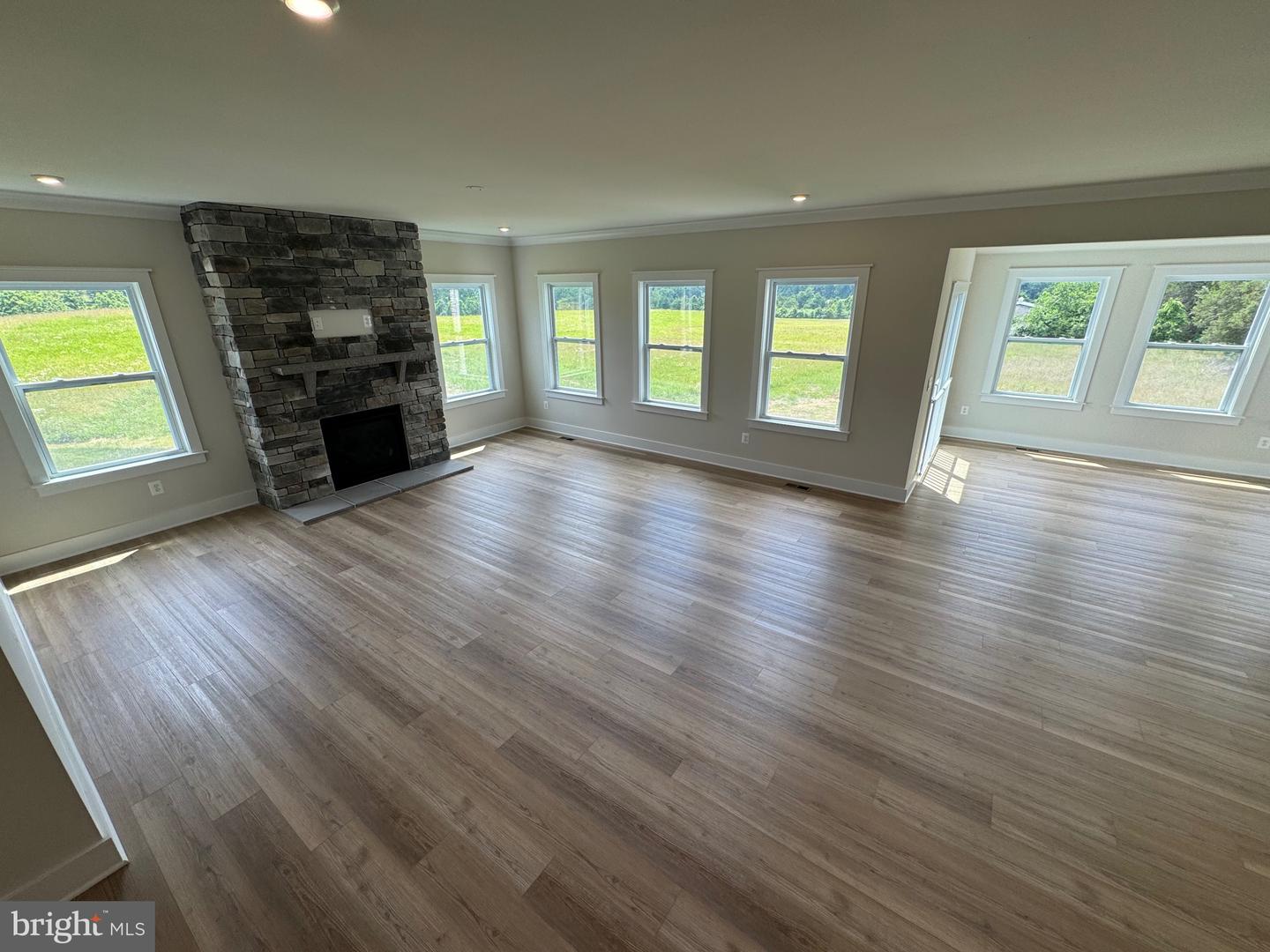9000 LEE HWY, WARRENTON, Virginia 20186, 5 Bedrooms Bedrooms, ,5 BathroomsBathrooms,Residential,For sale,9000 LEE HWY,VAFQ2016964 MLS # VAFQ2016964