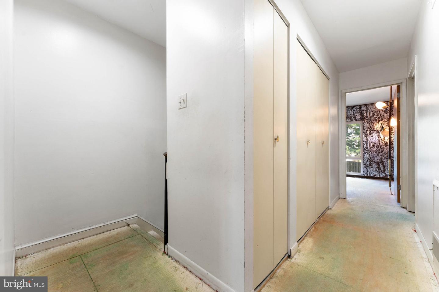 7266 HILLARY ST, ALEXANDRIA, Virginia 22315, 4 Bedrooms Bedrooms, ,2 BathroomsBathrooms,Residential,For sale,7266 HILLARY ST,VAFX2246128 MLS # VAFX2246128