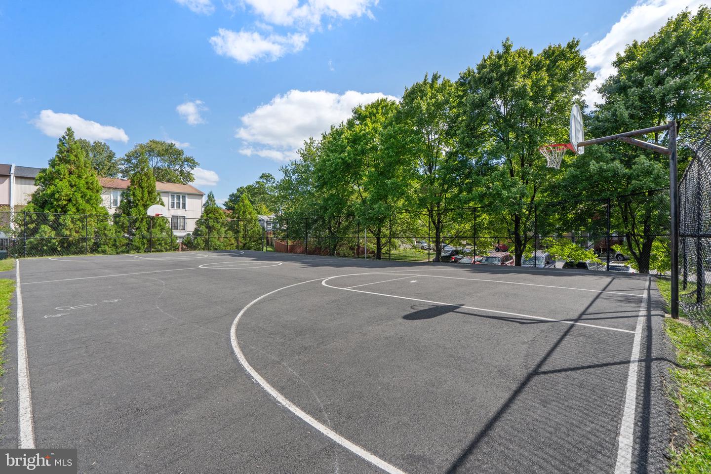 7266 HILLARY ST, ALEXANDRIA, Virginia 22315, 4 Bedrooms Bedrooms, ,2 BathroomsBathrooms,Residential,For sale,7266 HILLARY ST,VAFX2246128 MLS # VAFX2246128