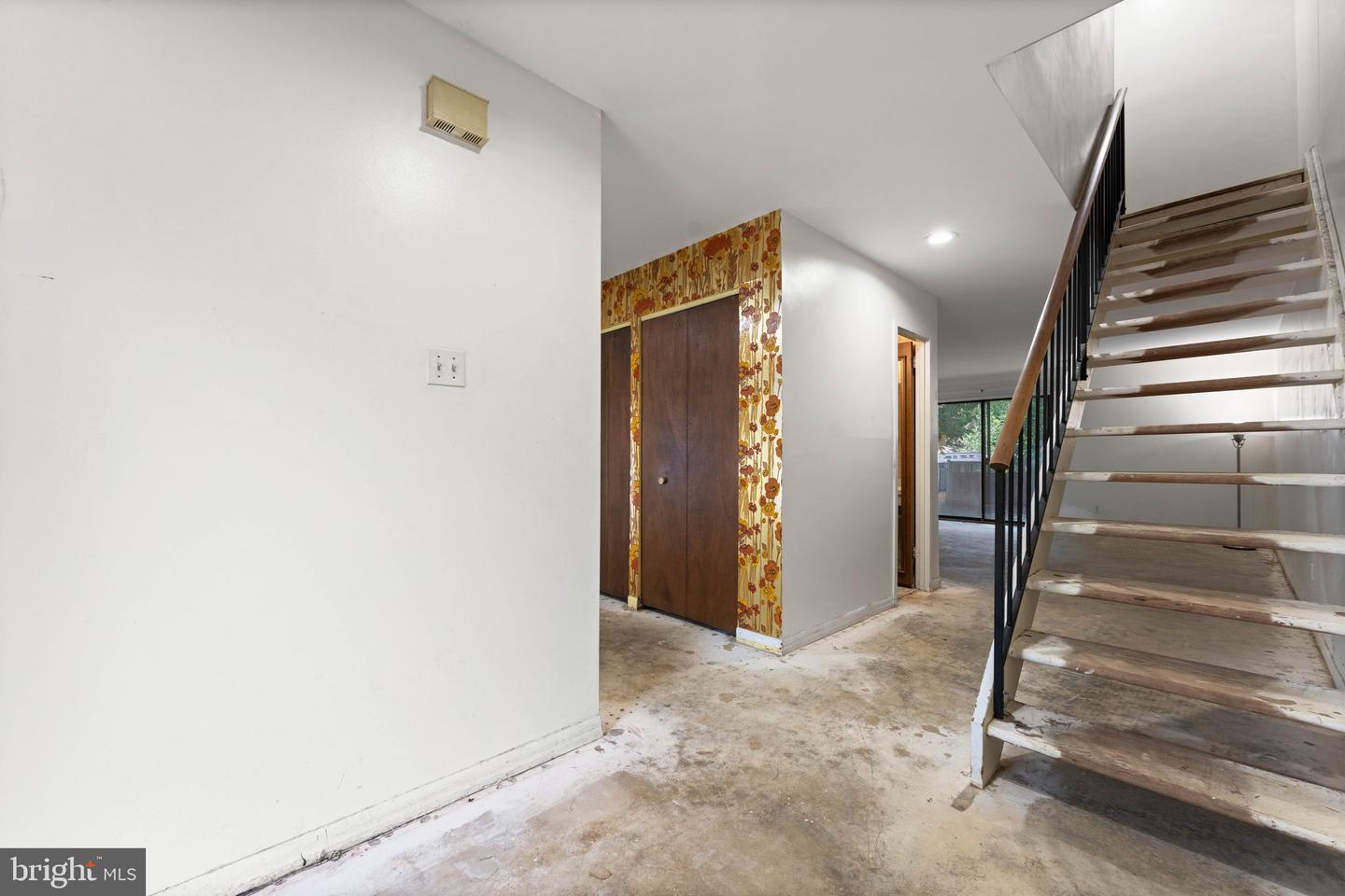 7266 HILLARY ST, ALEXANDRIA, Virginia 22315, 4 Bedrooms Bedrooms, ,2 BathroomsBathrooms,Residential,For sale,7266 HILLARY ST,VAFX2246128 MLS # VAFX2246128