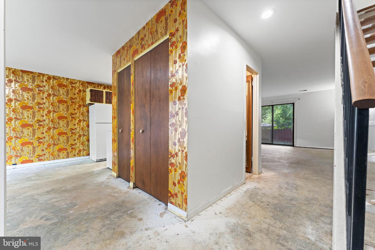 7266 HILLARY ST, ALEXANDRIA, Virginia 22315, 4 Bedrooms Bedrooms, ,2 BathroomsBathrooms,Residential,For sale,7266 HILLARY ST,VAFX2246128 MLS # VAFX2246128