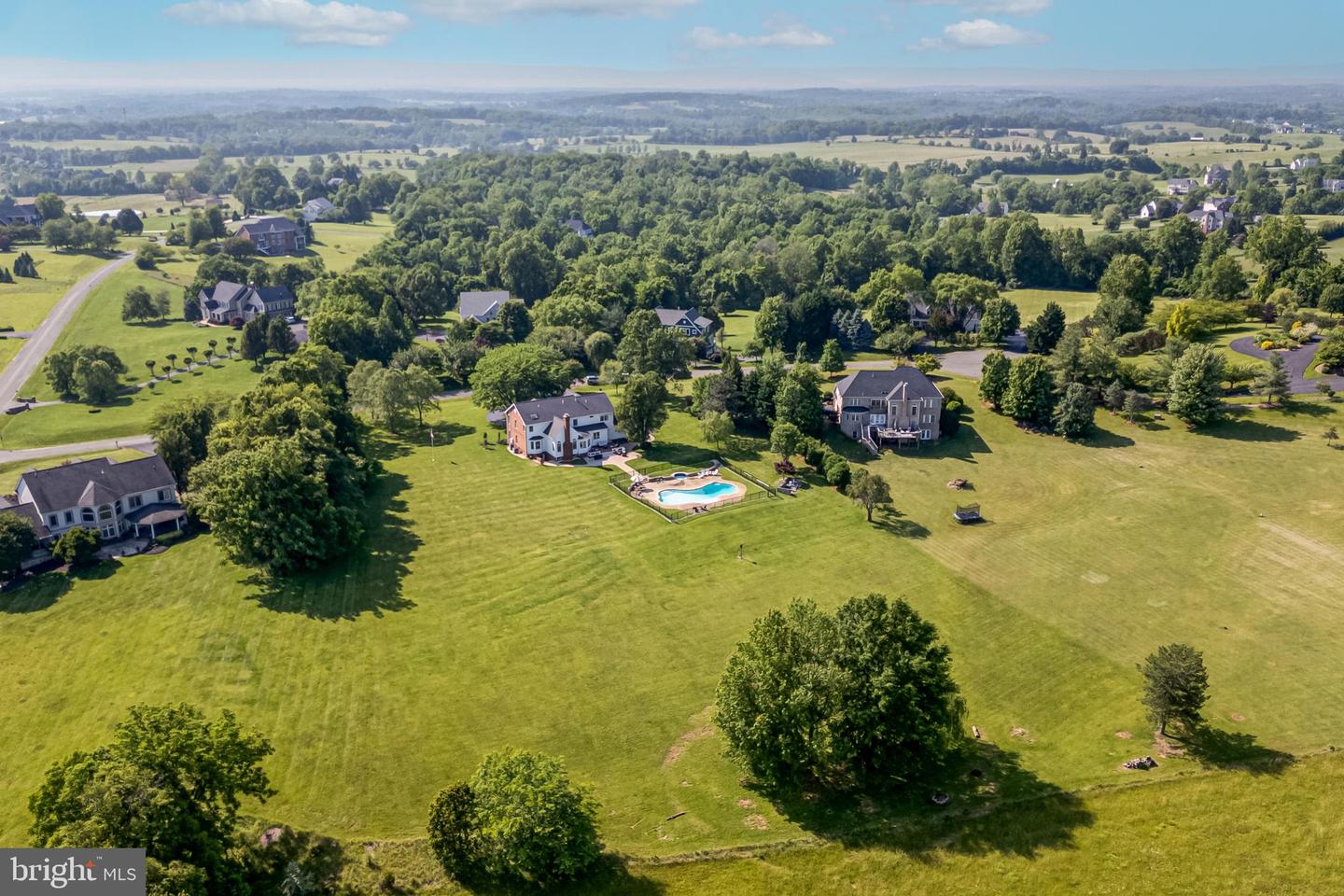 15220 HIGHVIEW CT, WATERFORD, Virginia 20197, 4 Bedrooms Bedrooms, 25 Rooms Rooms,4 BathroomsBathrooms,Residential,For sale,15220 HIGHVIEW CT,VALO2099022 MLS # VALO2099022