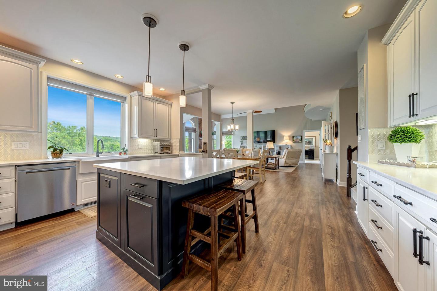 15220 HIGHVIEW CT, WATERFORD, Virginia 20197, 4 Bedrooms Bedrooms, 25 Rooms Rooms,4 BathroomsBathrooms,Residential,For sale,15220 HIGHVIEW CT,VALO2099022 MLS # VALO2099022