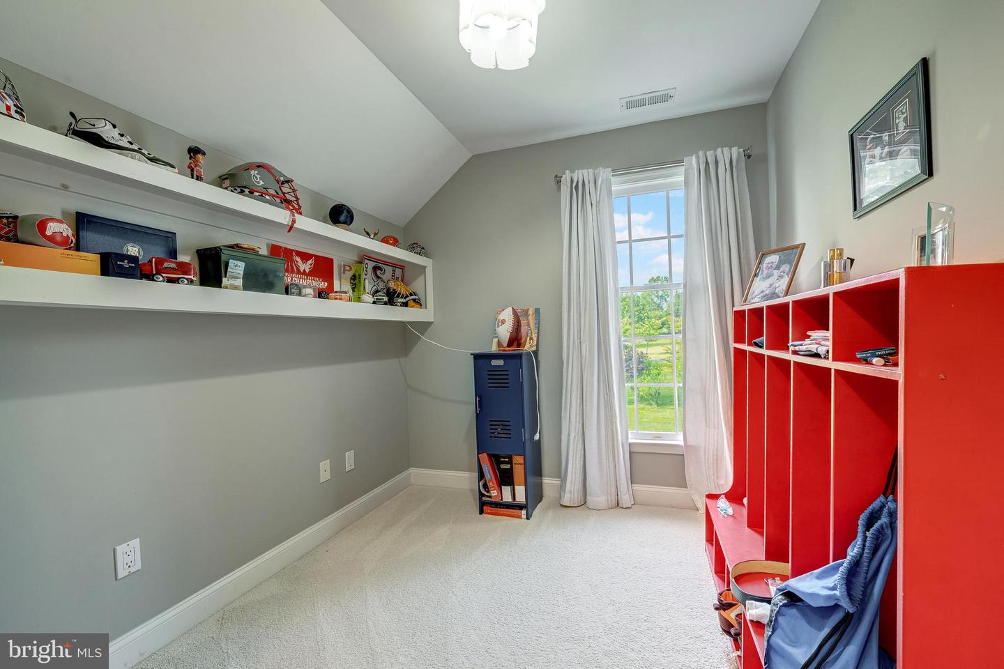 15220 HIGHVIEW CT, WATERFORD, Virginia 20197, 4 Bedrooms Bedrooms, 25 Rooms Rooms,4 BathroomsBathrooms,Residential,For sale,15220 HIGHVIEW CT,VALO2099022 MLS # VALO2099022