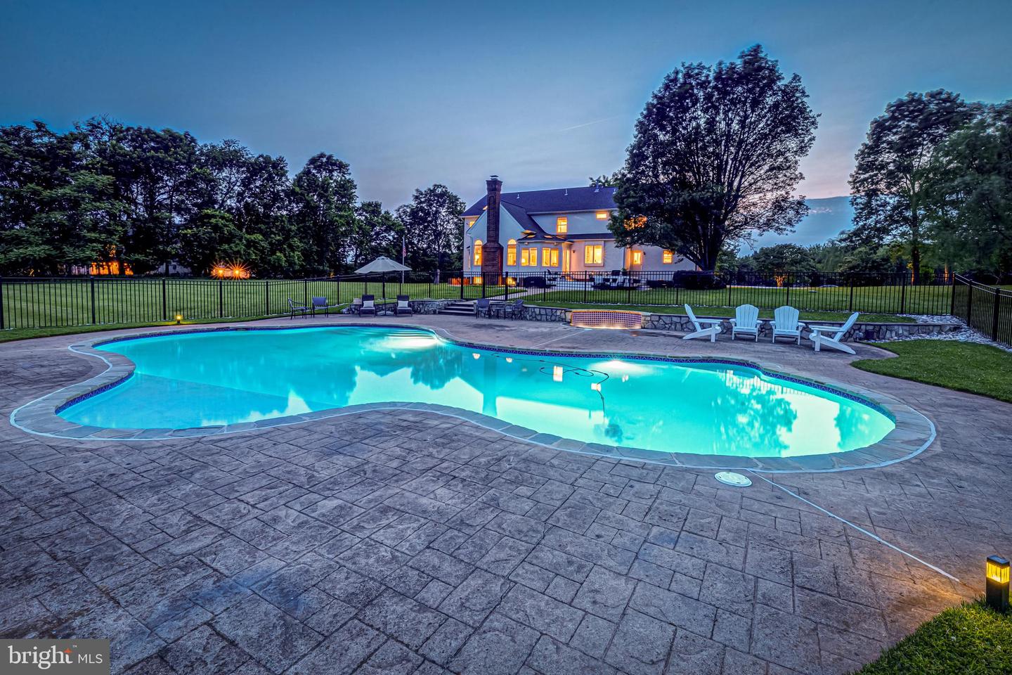 15220 HIGHVIEW CT, WATERFORD, Virginia 20197, 4 Bedrooms Bedrooms, 25 Rooms Rooms,4 BathroomsBathrooms,Residential,For sale,15220 HIGHVIEW CT,VALO2099022 MLS # VALO2099022