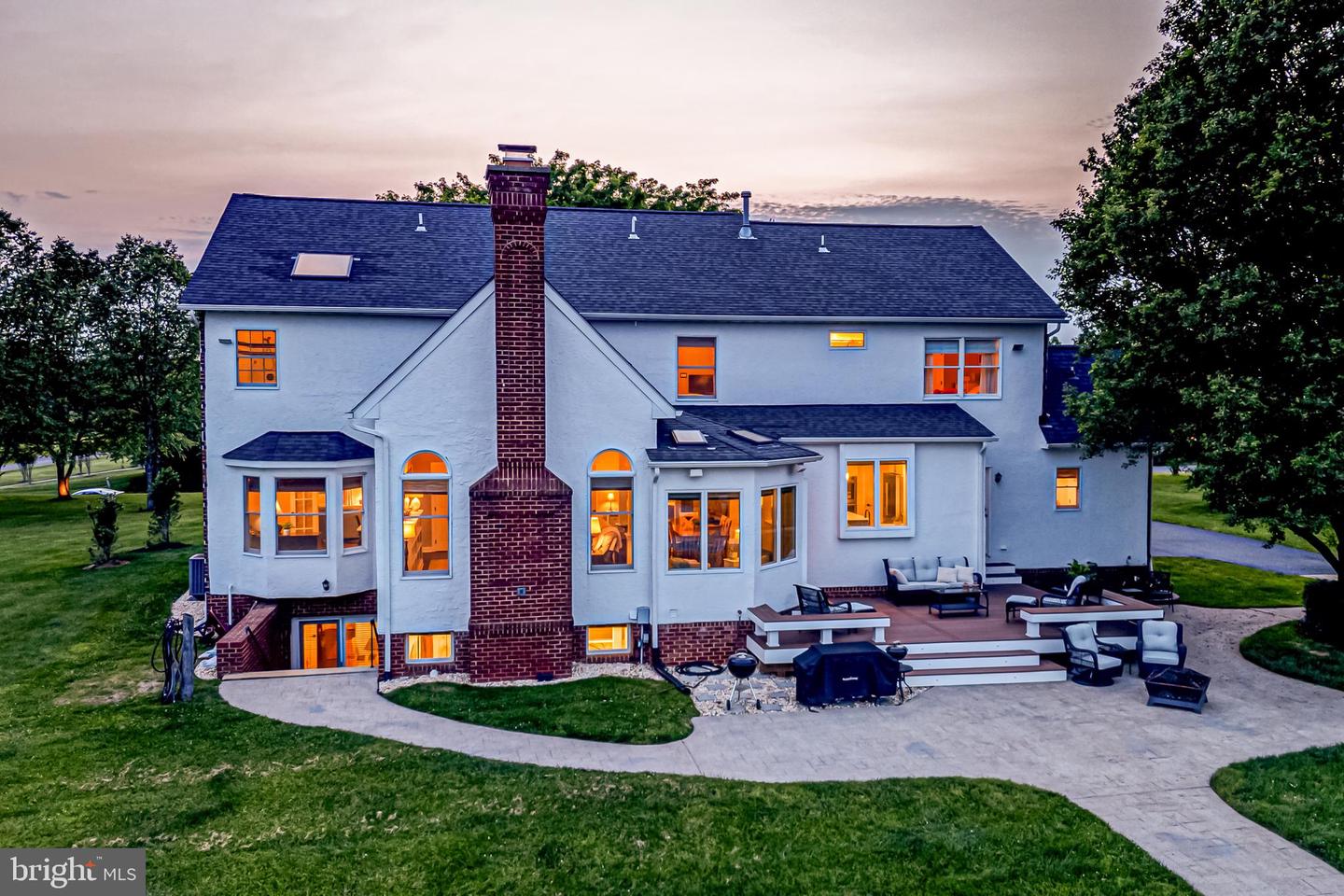 15220 HIGHVIEW CT, WATERFORD, Virginia 20197, 4 Bedrooms Bedrooms, 25 Rooms Rooms,4 BathroomsBathrooms,Residential,For sale,15220 HIGHVIEW CT,VALO2099022 MLS # VALO2099022