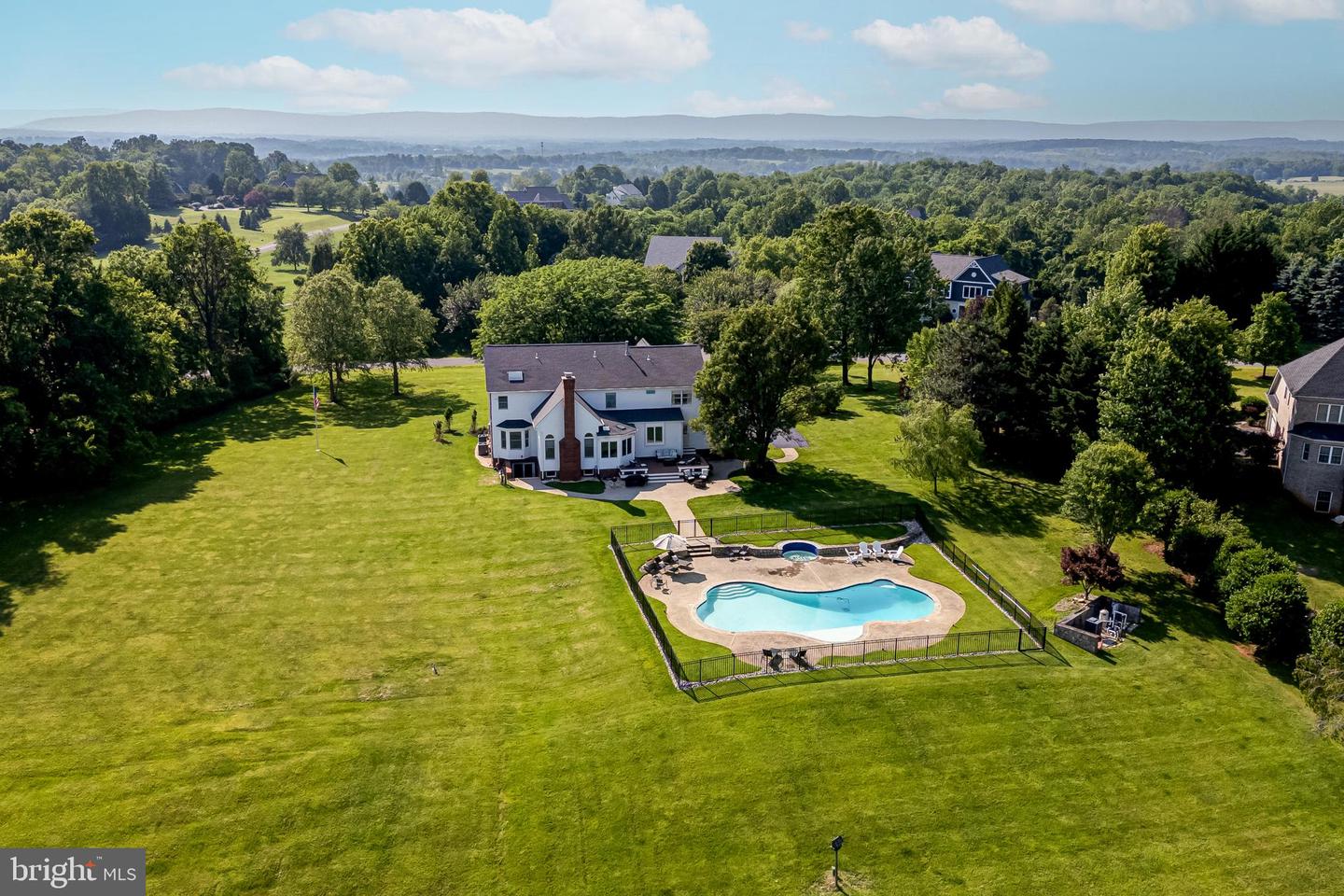 15220 HIGHVIEW CT, WATERFORD, Virginia 20197, 4 Bedrooms Bedrooms, 25 Rooms Rooms,4 BathroomsBathrooms,Residential,For sale,15220 HIGHVIEW CT,VALO2099022 MLS # VALO2099022