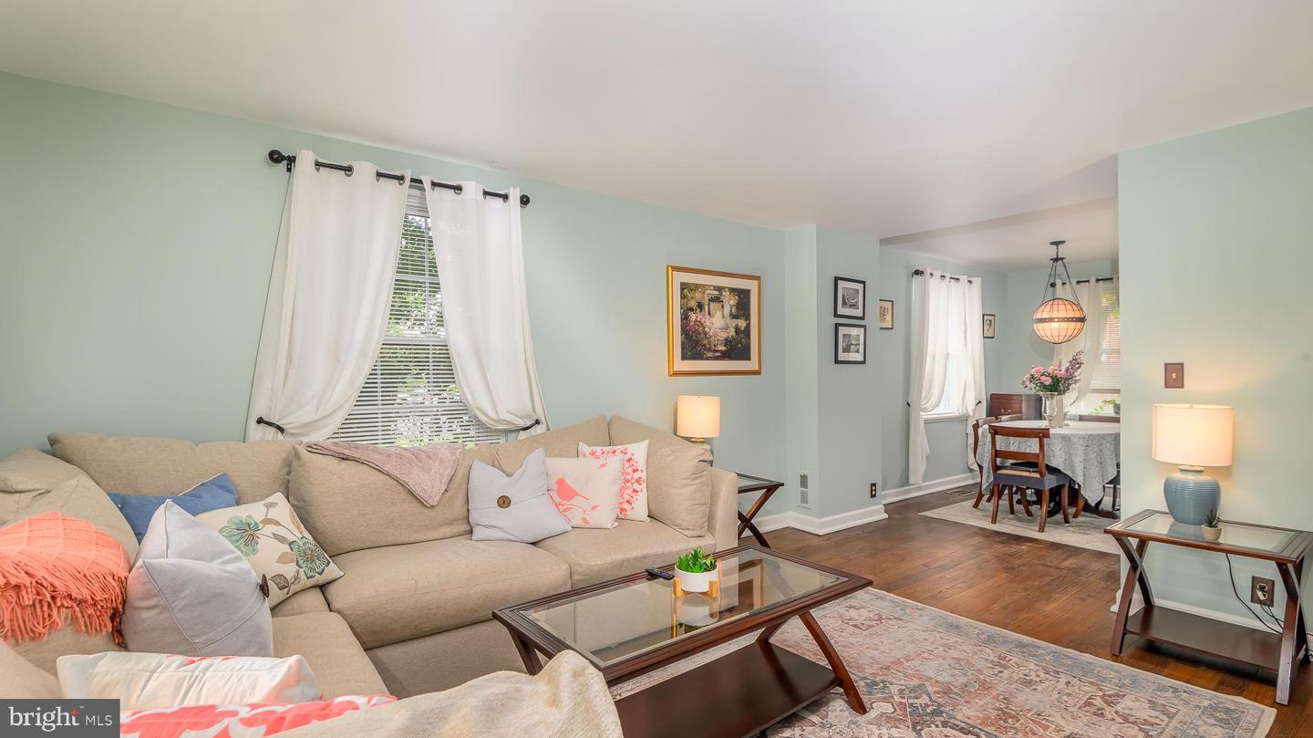 4421 36TH ST S, ARLINGTON, Virginia 22206, 2 Bedrooms Bedrooms, ,2 BathroomsBathrooms,Residential,For sale,4421 36TH ST S,VAAR2058890 MLS # VAAR2058890