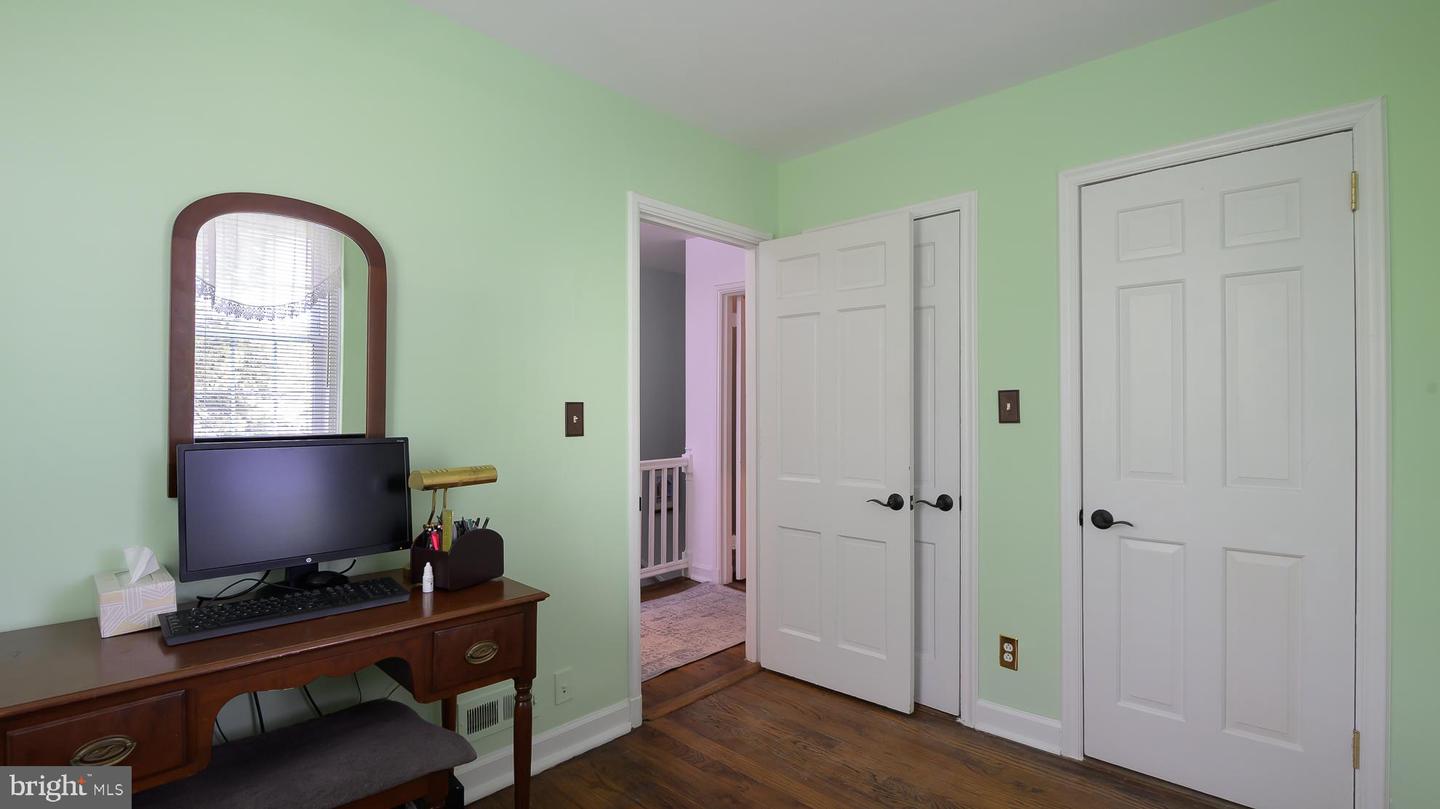 4421 36TH ST S, ARLINGTON, Virginia 22206, 2 Bedrooms Bedrooms, ,2 BathroomsBathrooms,Residential,For sale,4421 36TH ST S,VAAR2058890 MLS # VAAR2058890