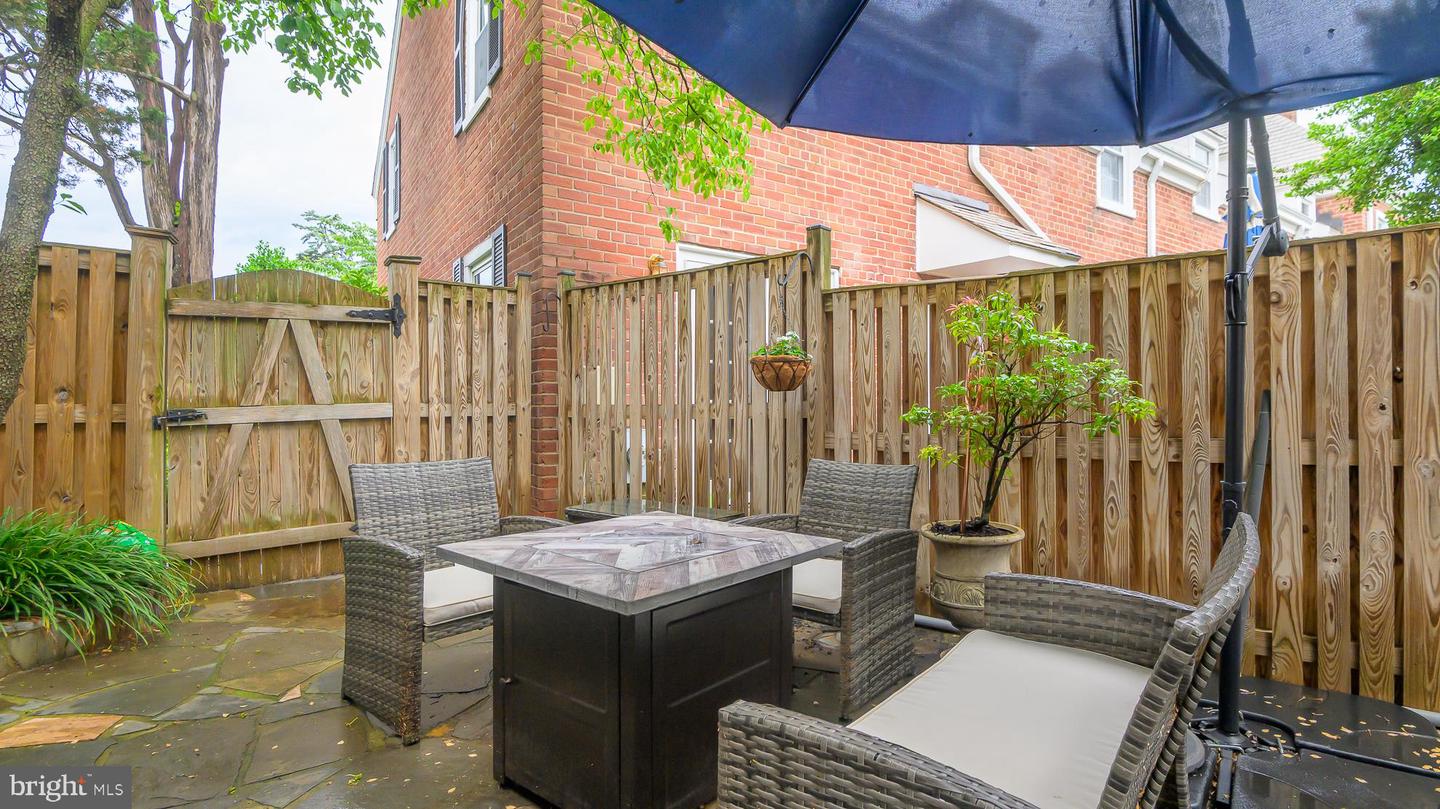 4421 36TH ST S, ARLINGTON, Virginia 22206, 2 Bedrooms Bedrooms, ,2 BathroomsBathrooms,Residential,For sale,4421 36TH ST S,VAAR2058890 MLS # VAAR2058890