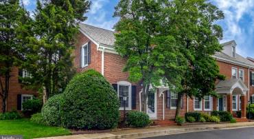 4421 36TH ST S, ARLINGTON, Virginia 22206, 2 Bedrooms Bedrooms, ,2 BathroomsBathrooms,Residential,For sale,4421 36TH ST S,VAAR2058890 MLS # VAAR2058890