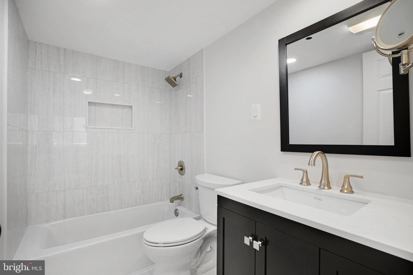1301 N COURTHOUSE RD #611, ARLINGTON, Virginia 22201, 1 Bedroom Bedrooms, ,1 BathroomBathrooms,Residential,For sale,1301 N COURTHOUSE RD #611,VAAR2058896 MLS # VAAR2058896