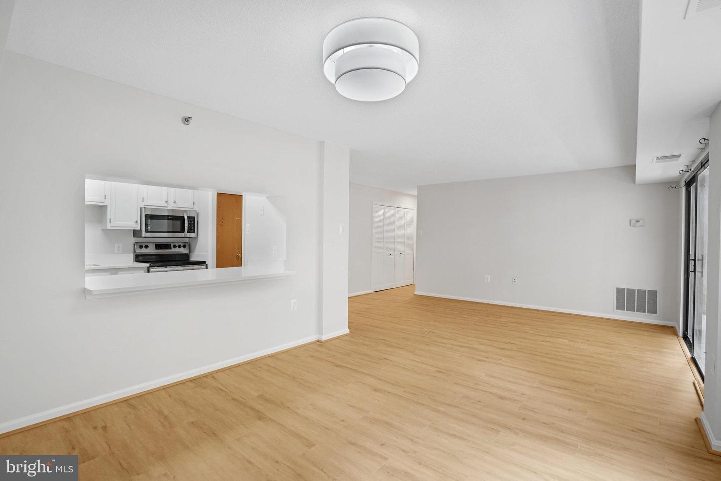 1301 N COURTHOUSE RD #611, ARLINGTON, Virginia 22201, 1 Bedroom Bedrooms, ,1 BathroomBathrooms,Residential,For sale,1301 N COURTHOUSE RD #611,VAAR2058896 MLS # VAAR2058896