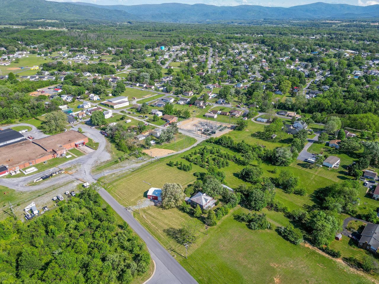 506 WILLIAMS AVE, SHENANDOAH, Virginia 22849, ,Commercial,506 WILLIAMS AVE,665742 MLS # 665742
