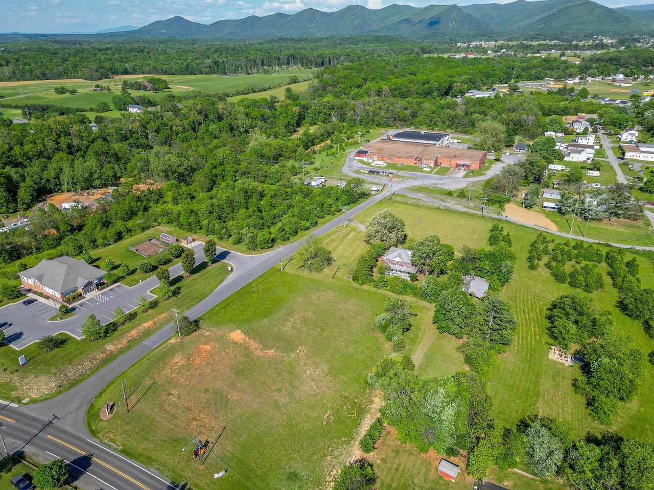 506 WILLIAMS AVE, SHENANDOAH, Virginia 22849, ,Commercial,506 WILLIAMS AVE,665742 MLS # 665742