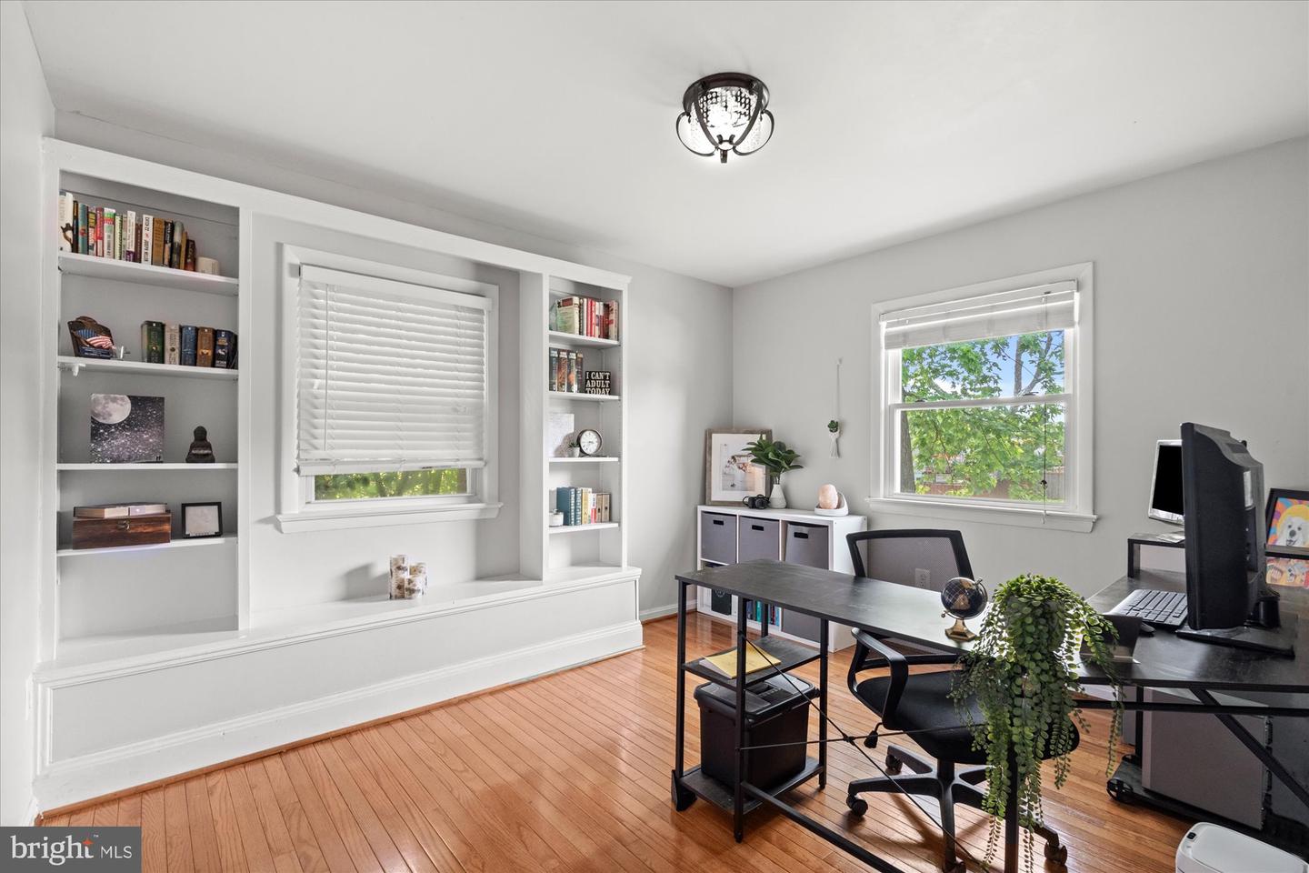 4802 EUBANK ST, ALEXANDRIA, Virginia 22309, 4 Bedrooms Bedrooms, ,3 BathroomsBathrooms,Residential,For sale,4802 EUBANK ST,VAFX2246224 MLS # VAFX2246224