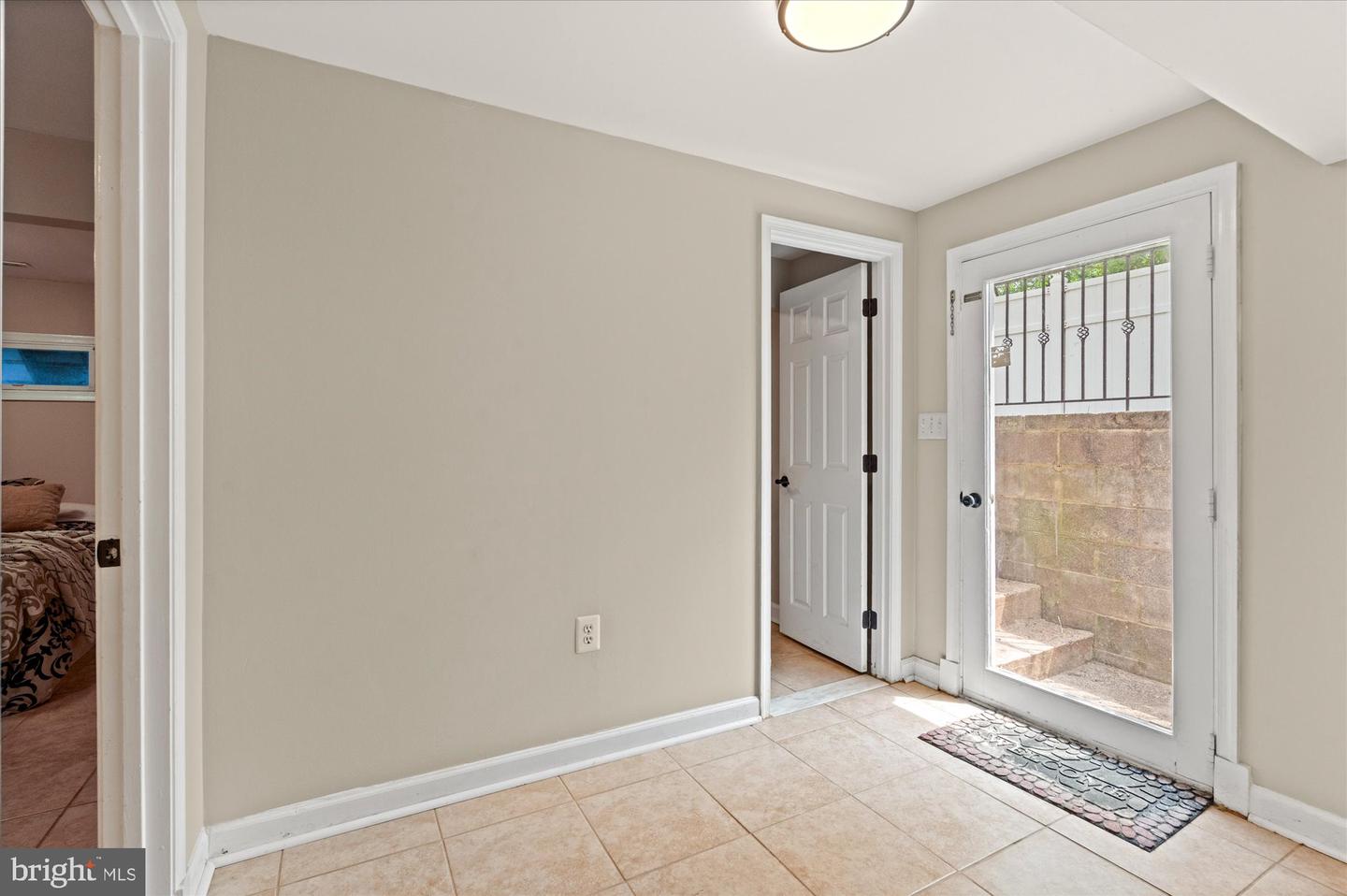 4802 EUBANK ST, ALEXANDRIA, Virginia 22309, 4 Bedrooms Bedrooms, ,3 BathroomsBathrooms,Residential,For sale,4802 EUBANK ST,VAFX2246224 MLS # VAFX2246224