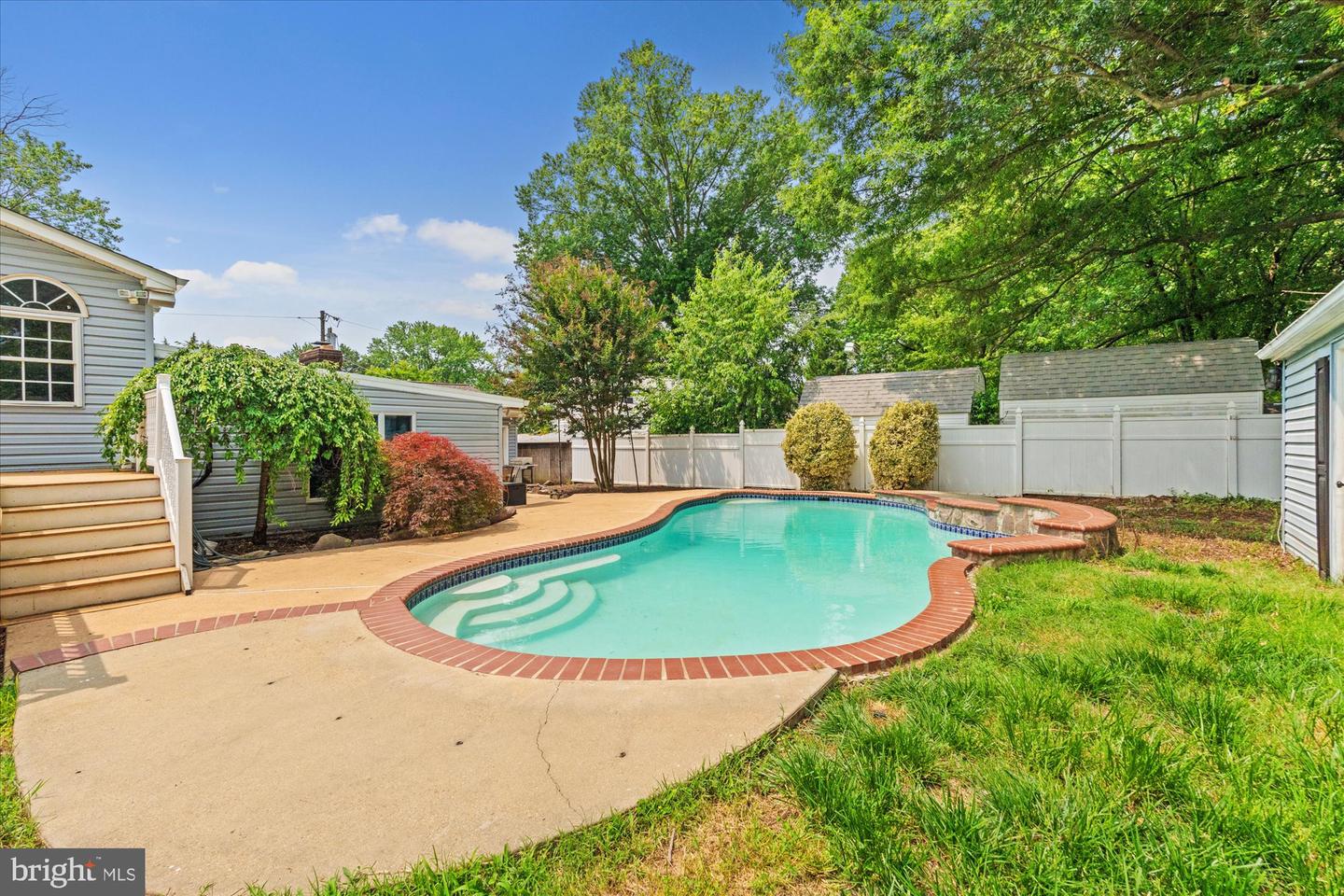 4802 EUBANK ST, ALEXANDRIA, Virginia 22309, 4 Bedrooms Bedrooms, ,3 BathroomsBathrooms,Residential,For sale,4802 EUBANK ST,VAFX2246224 MLS # VAFX2246224