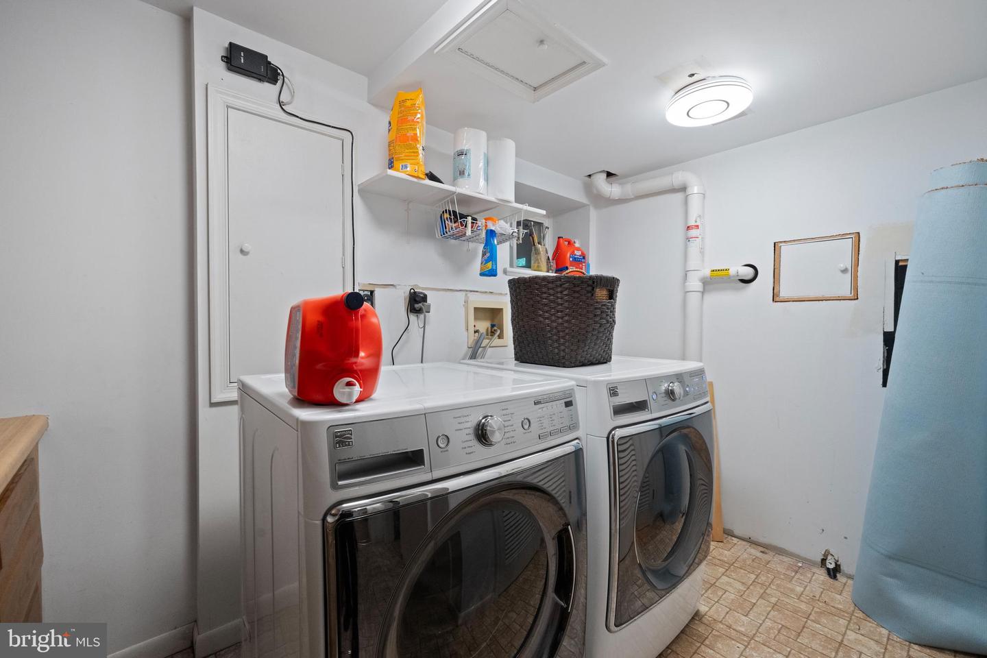 5267 PUMPHREY DR, FAIRFAX, Virginia 22032, 4 Bedrooms Bedrooms, ,3 BathroomsBathrooms,Residential,For sale,5267 PUMPHREY DR,VAFX2245988 MLS # VAFX2245988