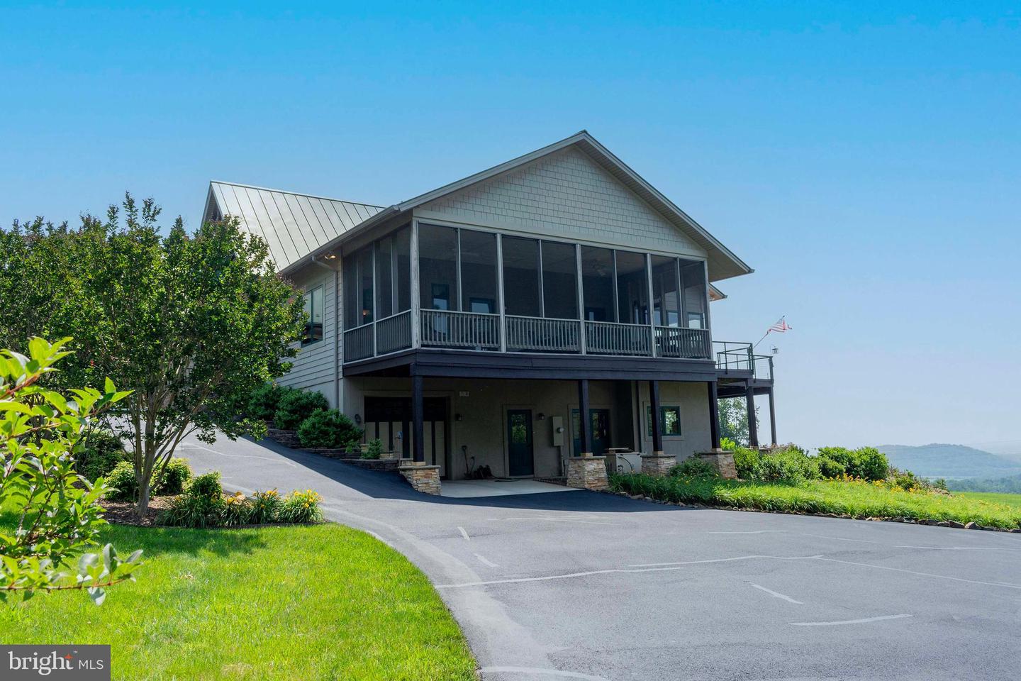 392 POCOSAN MOUNTAIN, STANARDSVILLE, Virginia 22973, 3 Bedrooms Bedrooms, 11 Rooms Rooms,4 BathroomsBathrooms,Residential,For sale,392 POCOSAN MOUNTAIN,VAGR2000726 MLS # VAGR2000726