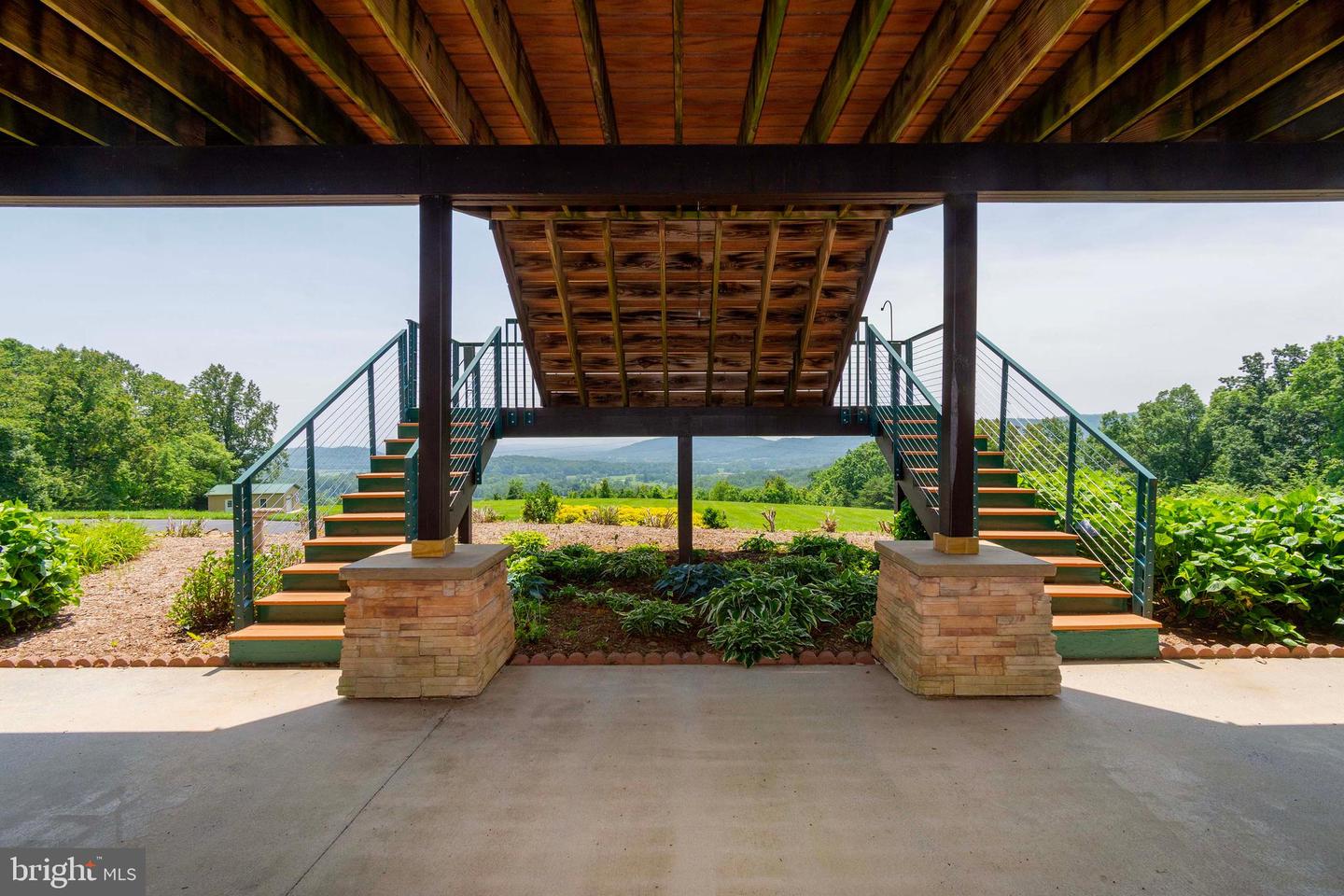 392 POCOSAN MOUNTAIN, STANARDSVILLE, Virginia 22973, 3 Bedrooms Bedrooms, 11 Rooms Rooms,4 BathroomsBathrooms,Residential,For sale,392 POCOSAN MOUNTAIN,VAGR2000726 MLS # VAGR2000726