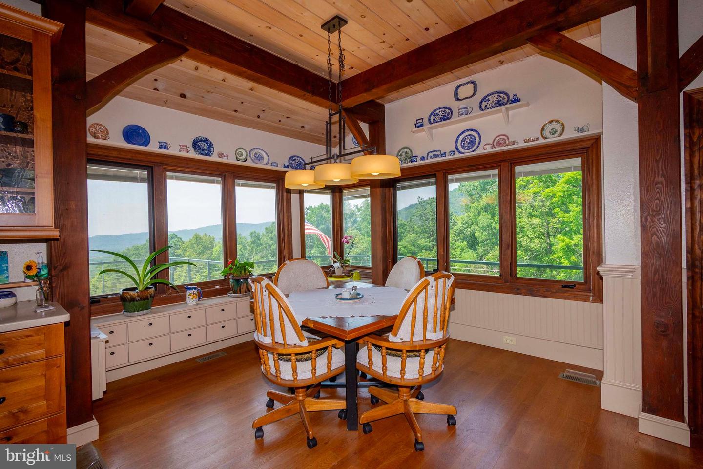 392 POCOSAN MOUNTAIN, STANARDSVILLE, Virginia 22973, 3 Bedrooms Bedrooms, 11 Rooms Rooms,4 BathroomsBathrooms,Residential,For sale,392 POCOSAN MOUNTAIN,VAGR2000726 MLS # VAGR2000726