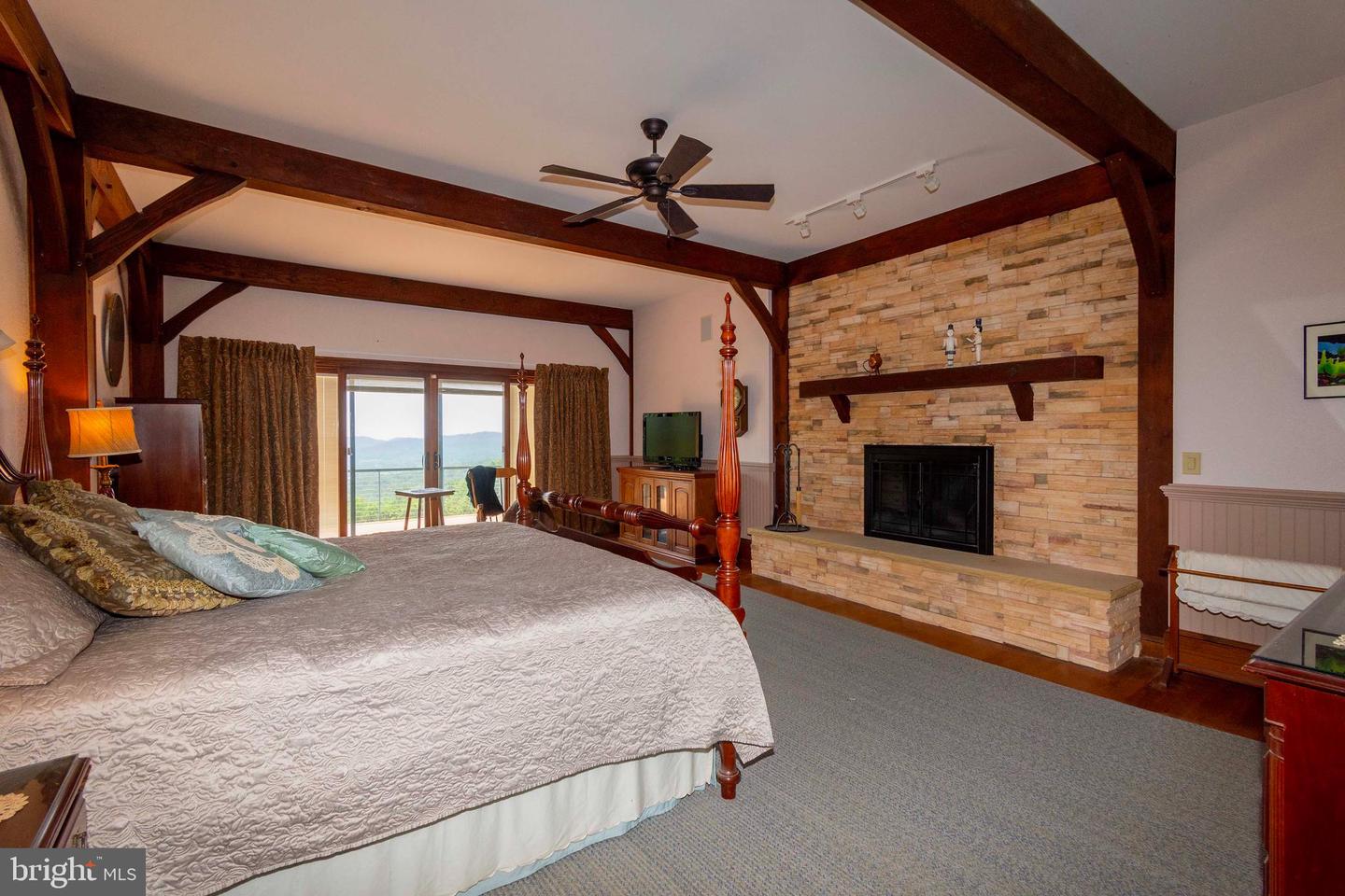 392 POCOSAN MOUNTAIN, STANARDSVILLE, Virginia 22973, 3 Bedrooms Bedrooms, 11 Rooms Rooms,4 BathroomsBathrooms,Residential,For sale,392 POCOSAN MOUNTAIN,VAGR2000726 MLS # VAGR2000726